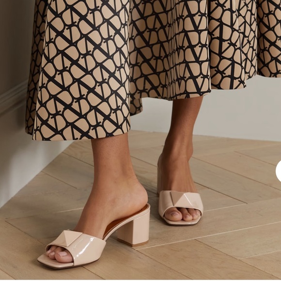 Valentino Garavani Shoes - VALENTINO GARAVANI One Stud 60 patent-leather mules